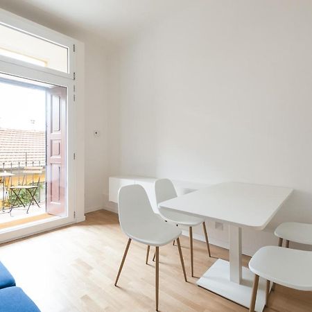 Urbino Apartment Luminoso E Centrale Милан Экстерьер фото